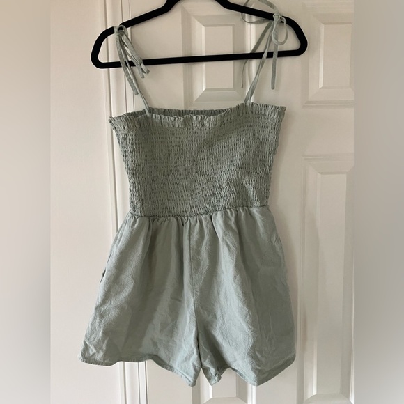 Molly Green Smocked Romper with Tie Straps & Pockets (Large) - Picture 1 of 8